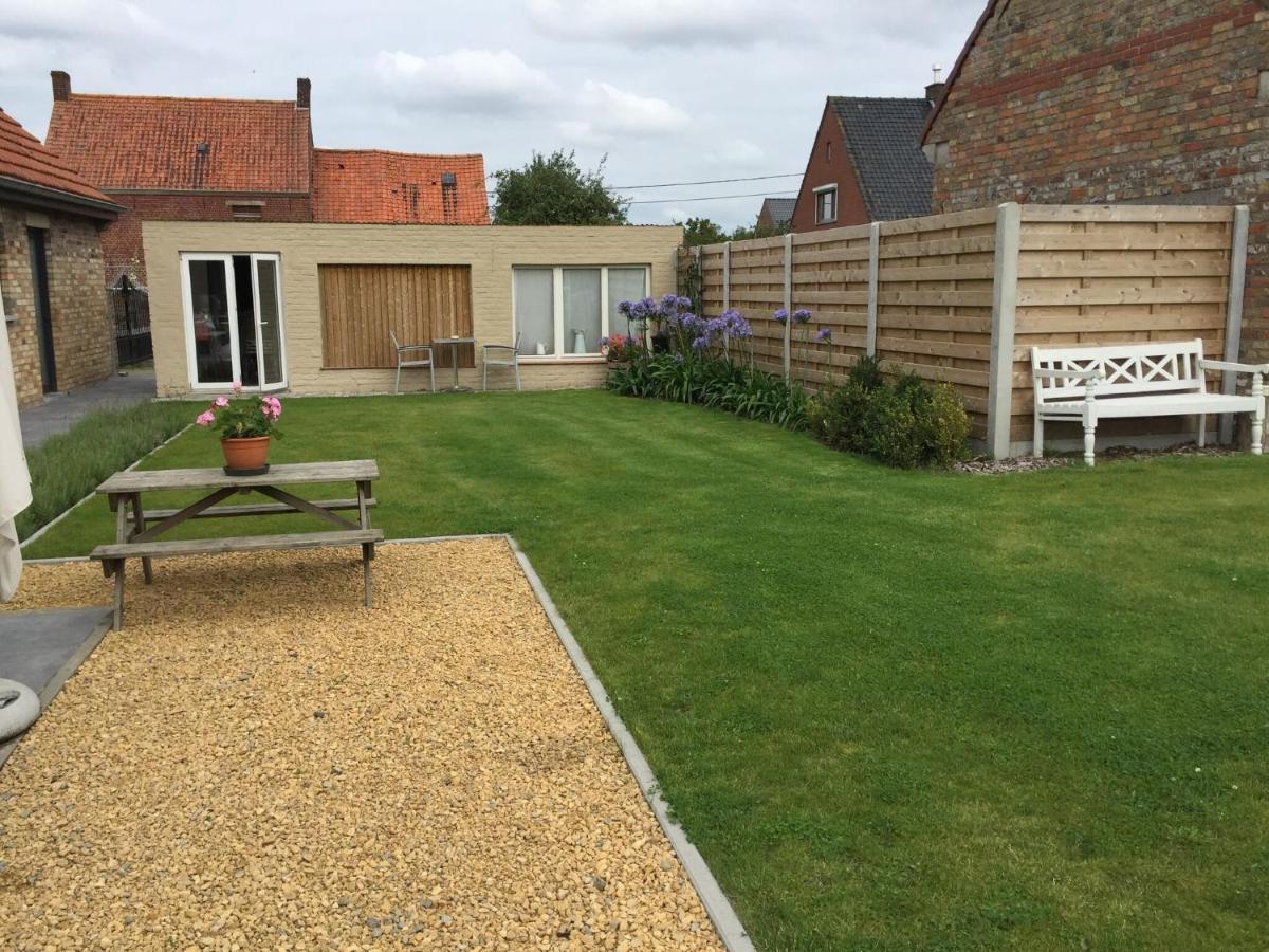 Holiday Home In Koekelare Exterior photo
